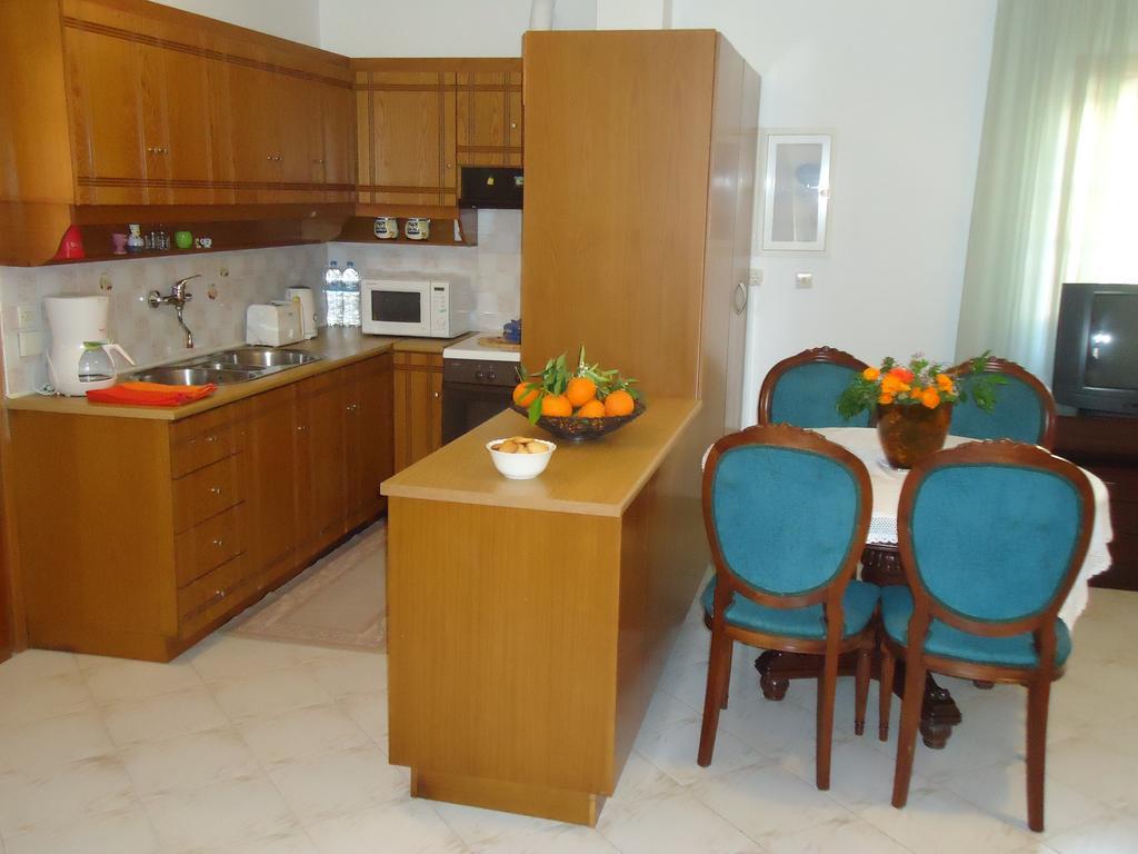 Christina Apartments Drepano  Extérieur photo