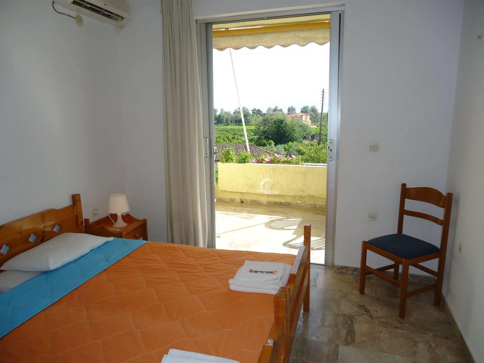 Christina Apartments Drepano  Extérieur photo
