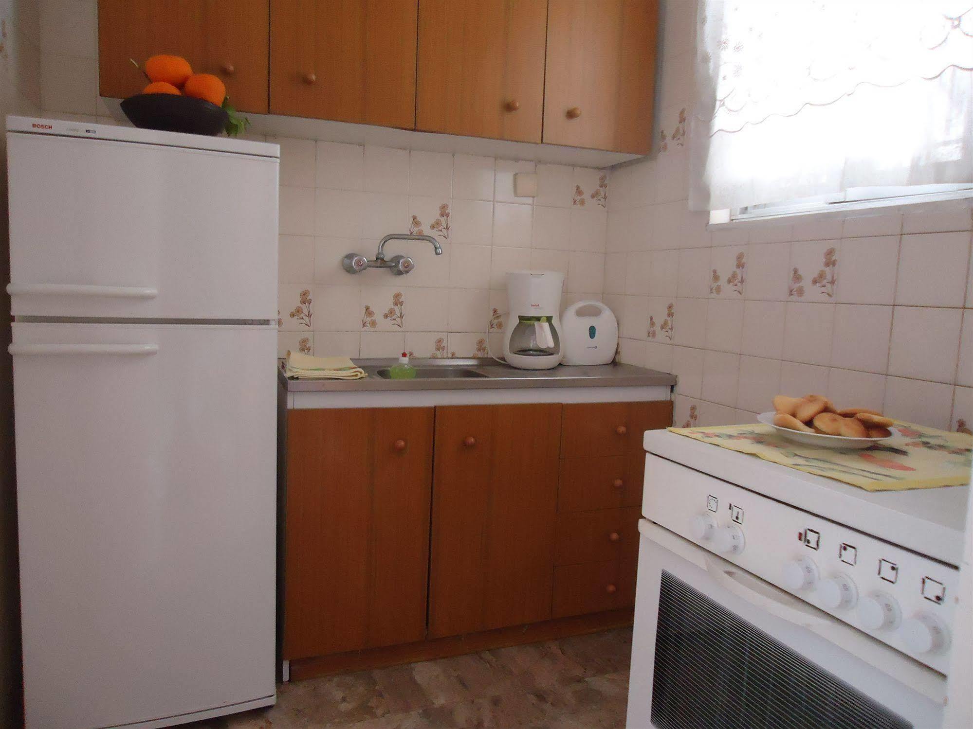 Christina Apartments Drepano  Extérieur photo