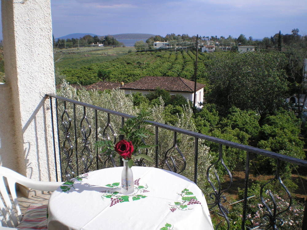 Christina Apartments Drepano  Extérieur photo